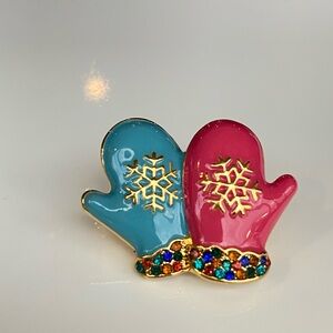 Vintgae Christmas Mitten Brooch with Snowflake Design and Colorful Rhinesones